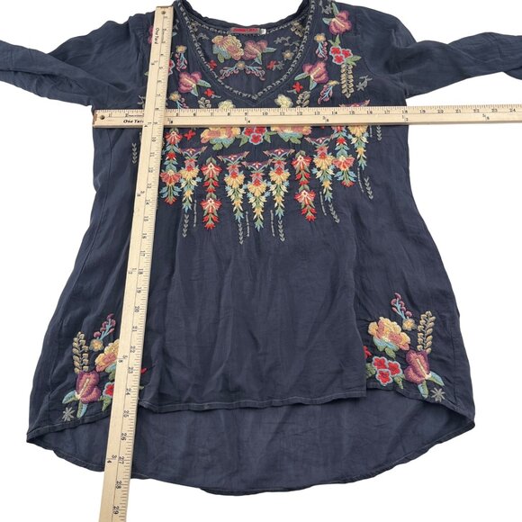 Johnny Was Women's Size XS Embroidered Tunic Top Cupra Rayon & Polyester - Picture 2 of 5